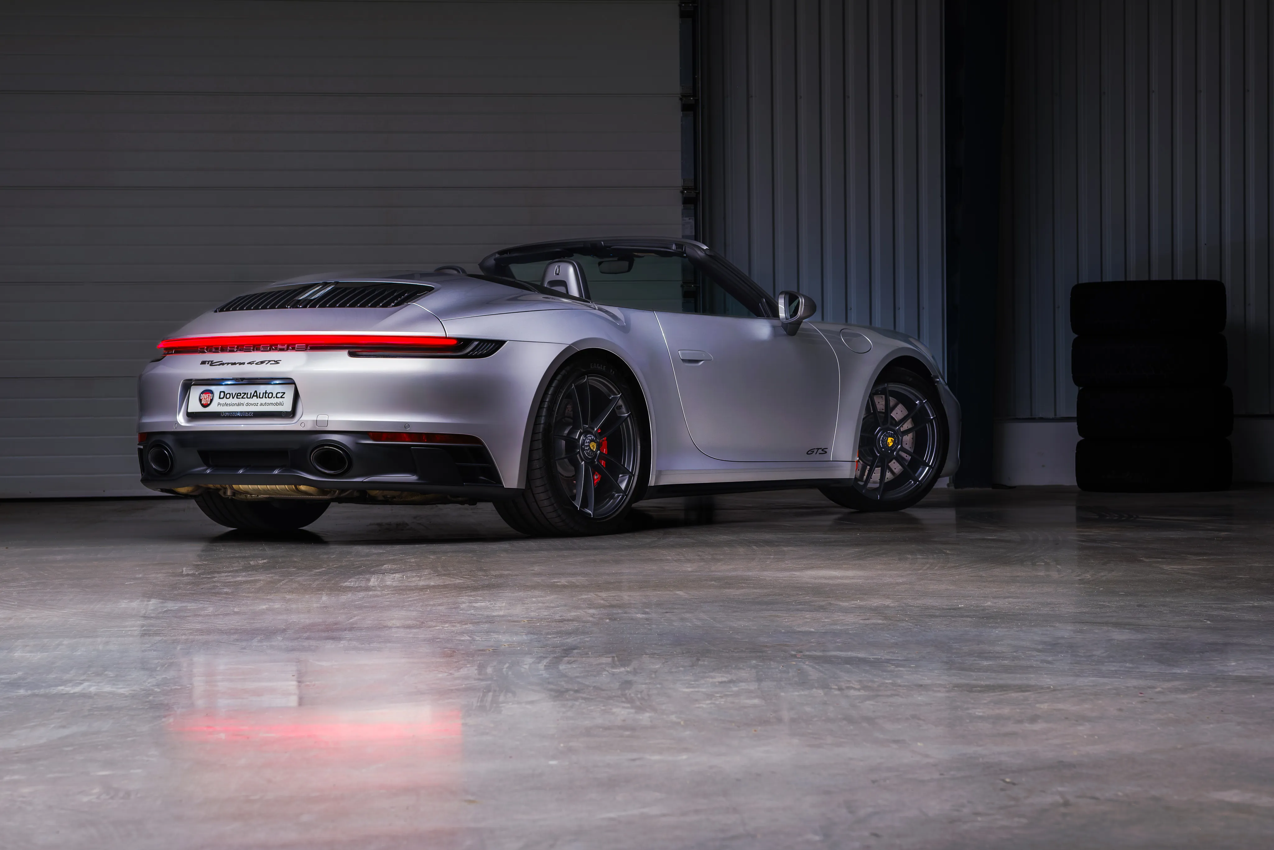 Porsche 911 Carrera 4S GTS